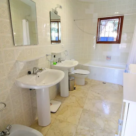 Costa - Redonda Apartment